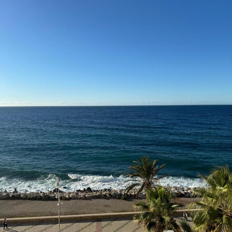 Velilla Parking Free - Appartement 2 Chambres avec Terrasse et Vue sur la Mer - 33