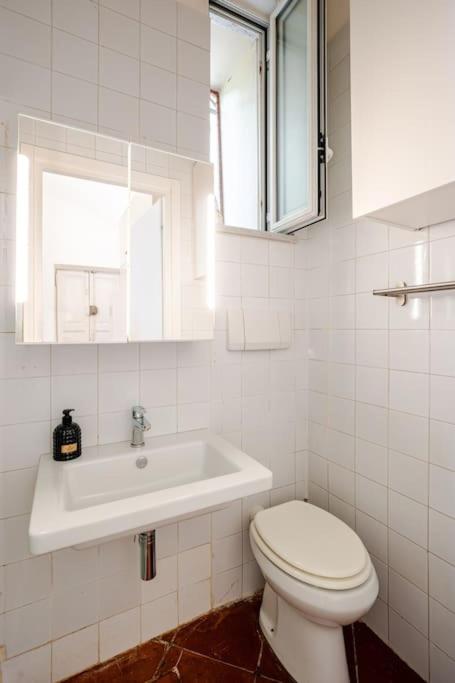 Loft Torlonia in Rome center town - One-Bedroom Apartment - 26
