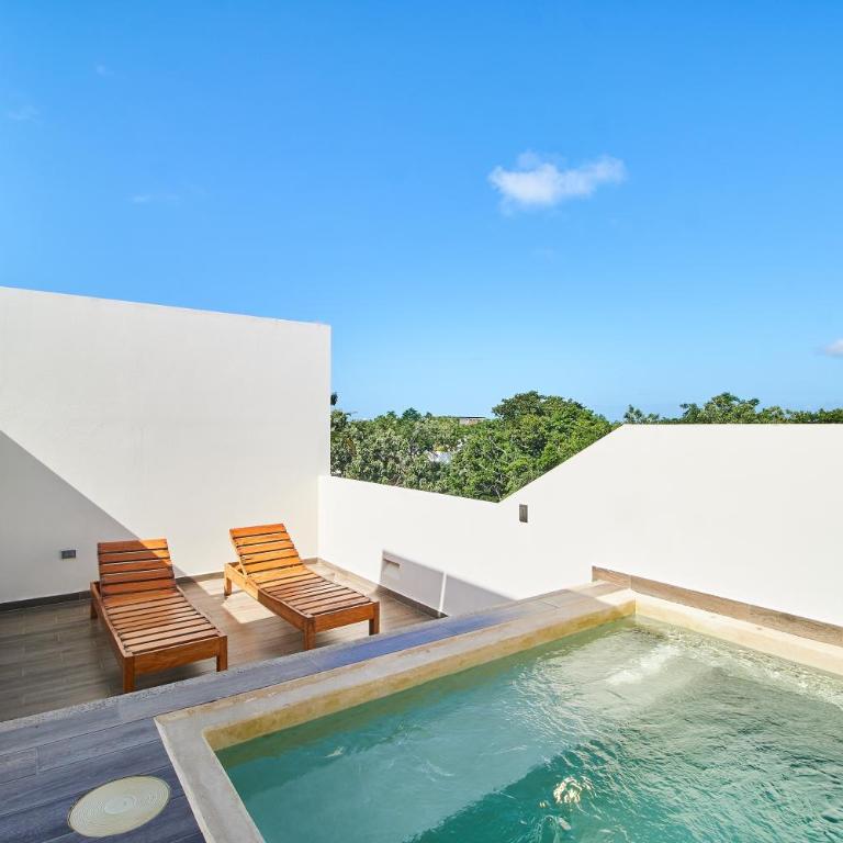 Tulum Penthouse Private Rooftop with Plunge Pool and BBQ Grill - One-Bedroom Apartment - 2