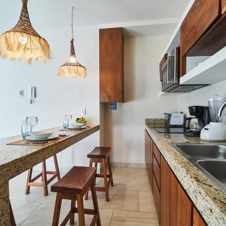 Tulum Penthouse Private Rooftop with Plunge Pool and BBQ Grill - One-Bedroom Apartment - 17