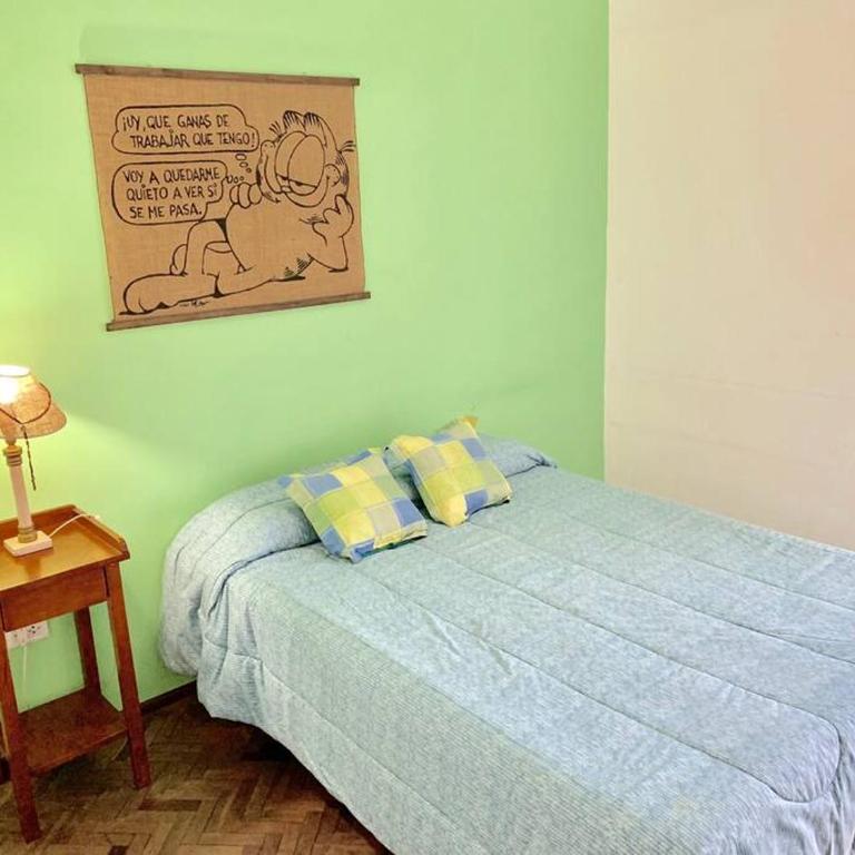 Comodo Depto en Av Poeta Lugones en Nva Cba - Apartamento de 1 dormitorio - 4