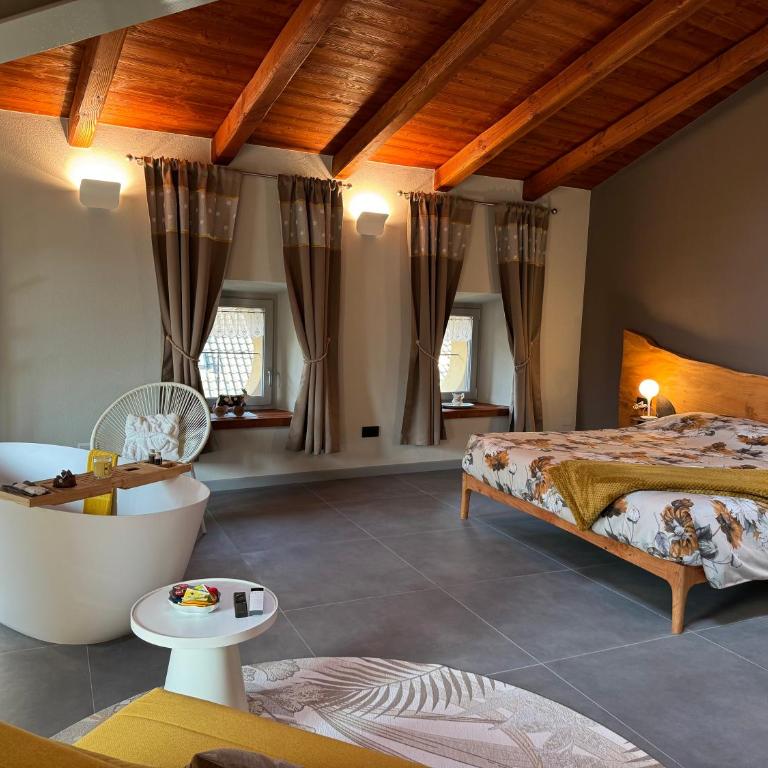 Le Relais du Bourg Chambres de charme Wellnes - Camera Matrimoniale Deluxe con Vasca - 5