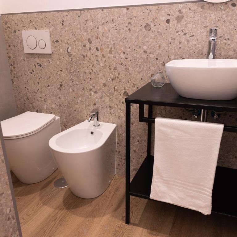 Tiburtina 86 Luxury Suites - Camera Deluxe Matrimoniale/Doppia con Letti Singoli - 2
