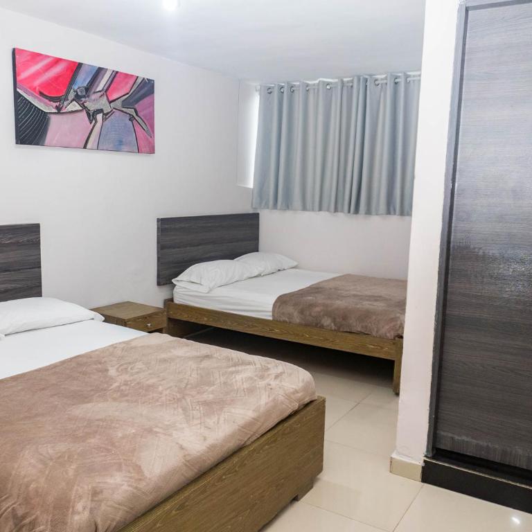 HOTEL DASANTO HD - Habitación Triple - 5