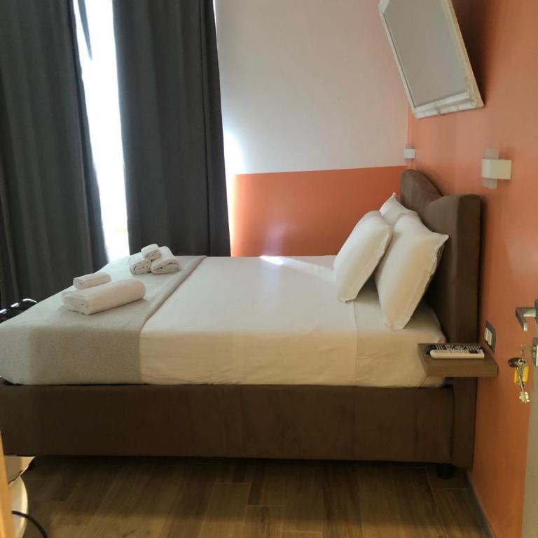 Mole Adriana Guest House - Dreibettzimmer mit eigenem Bad - 2
