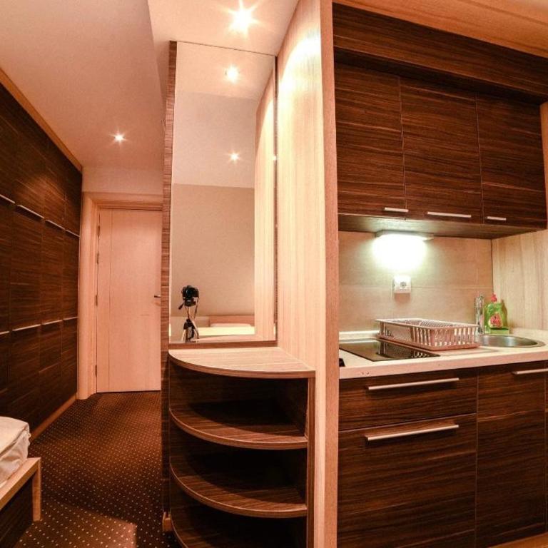 Apartments Konaci Centar - Deluxe Studio - 5