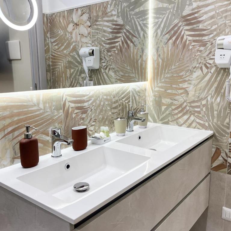 La Dolce Casa - Family Room - 19