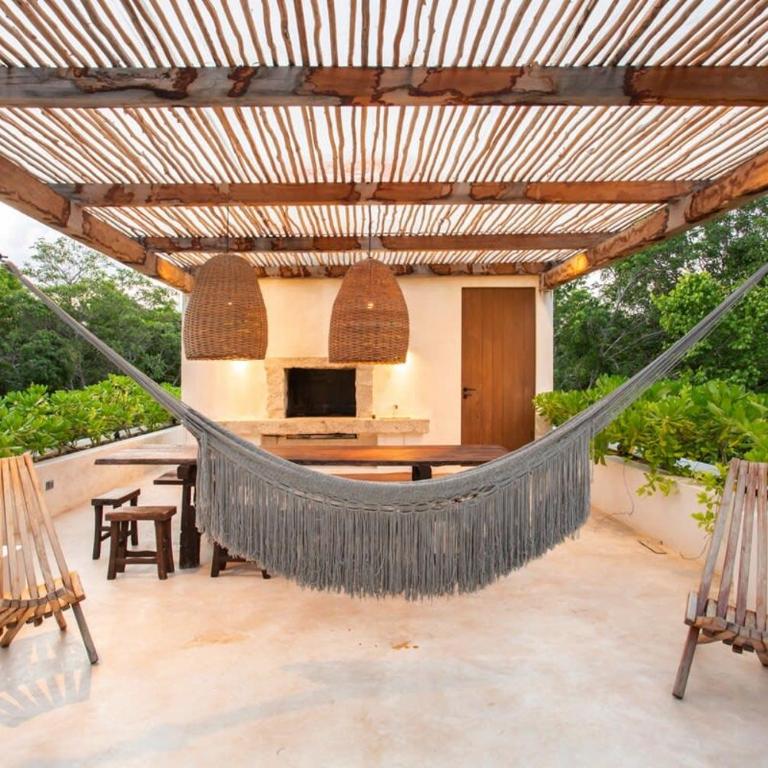 Stunning Villa 4BR, Concierge Service, Gated, Paddle court - Villa - 5