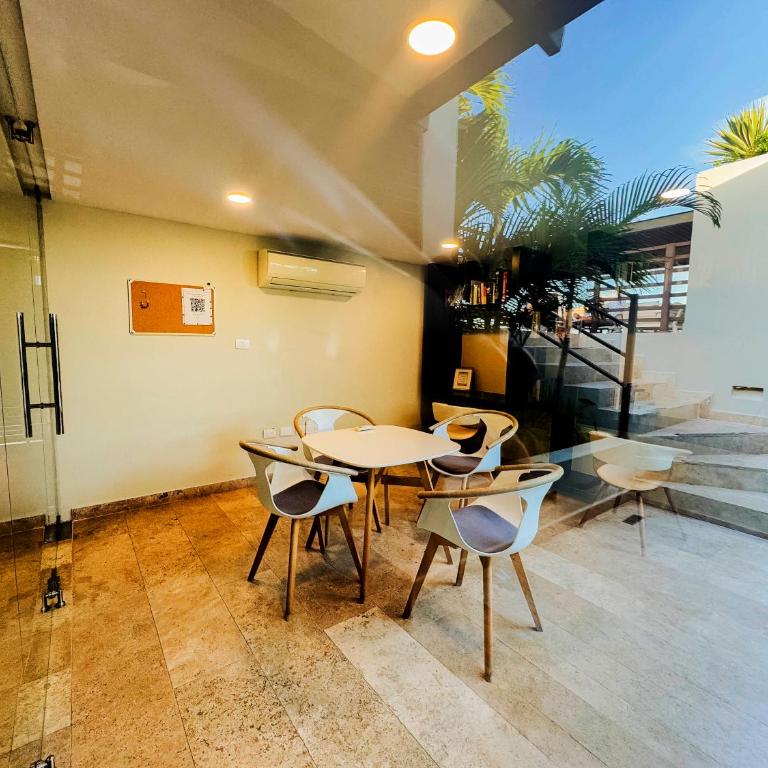 Modern 2-Bedroom, 2-Bath Apartment in the Heart of Playa del Carmen- Arenis Condos - Two-Bedroom Apartment - 21