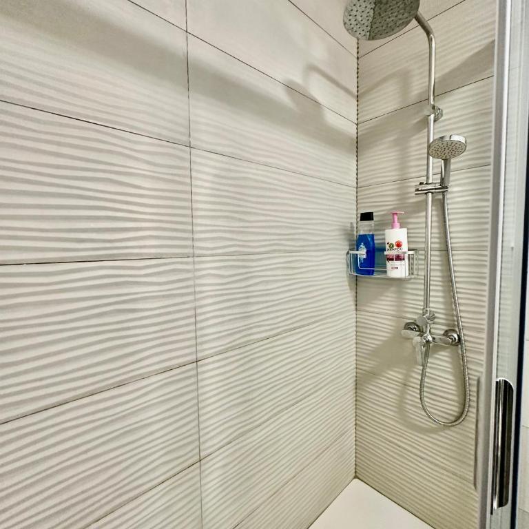 RaNee Apartments - 2 bed 2 bath in city centre - Apartamento de 2 dormitorios - 30