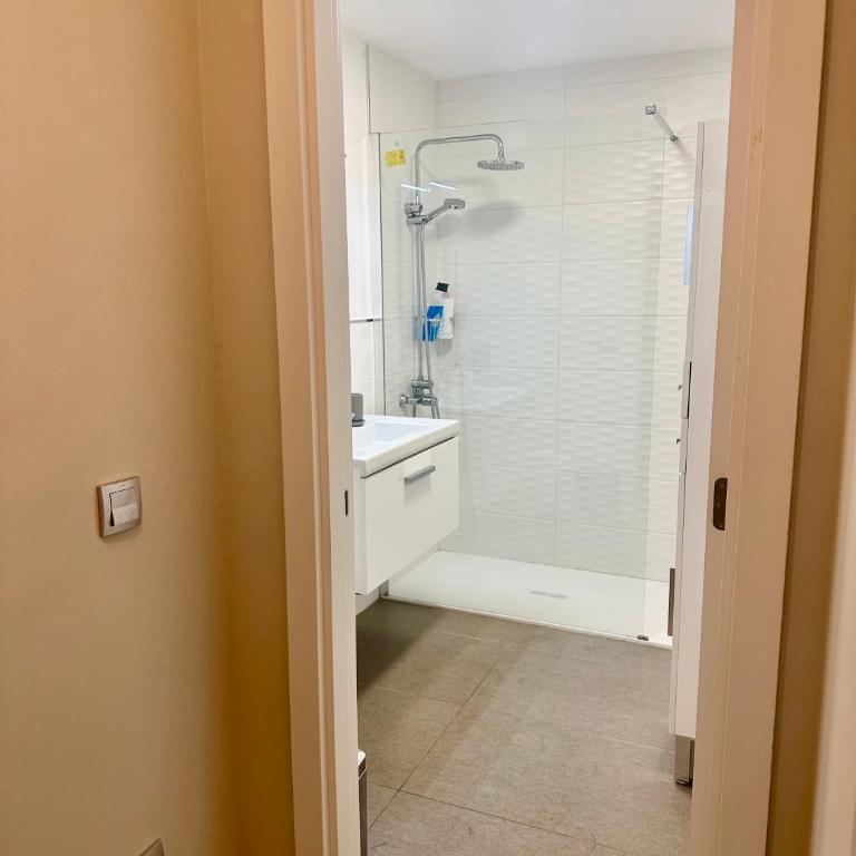 RaNee Apartments - 2 bed 2 bath in city centre - Apartamento de 2 dormitorios - 19