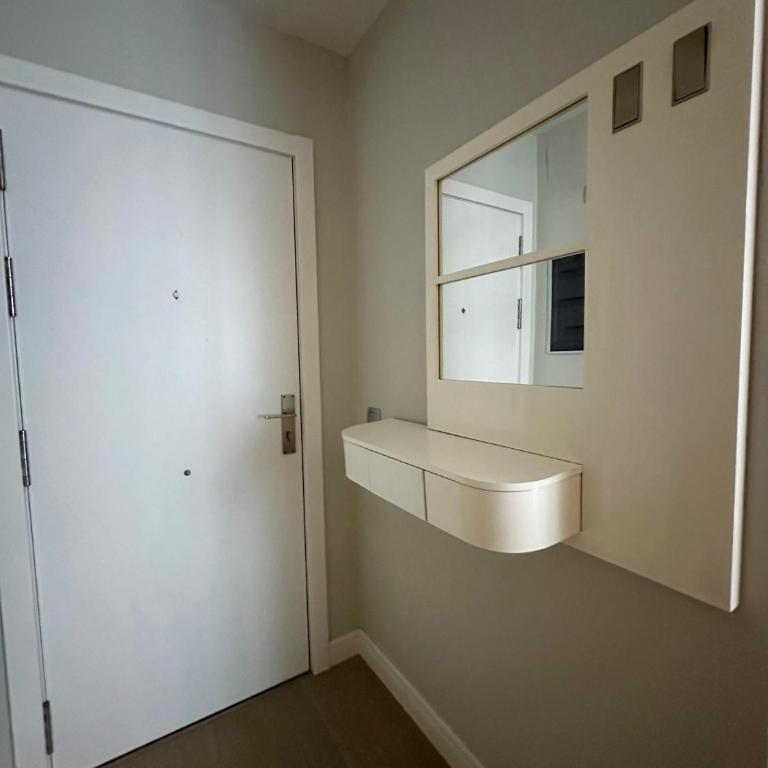 RaNee Apartments - 2 bed 2 bath in city centre - Apartamento de 2 dormitorios - 5