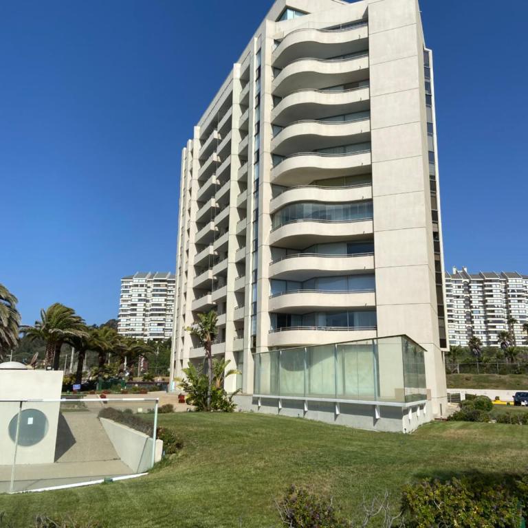 San Alfonso del Mar - Three-Bedroom Apartment - 1