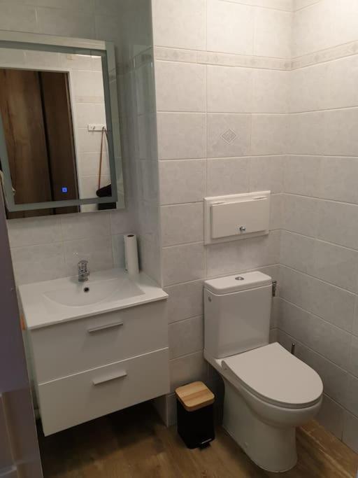cap esterel vue mer et climatisation Bat E1 303 face aux piscines - Apartamento de 1 dormitorio - 14
