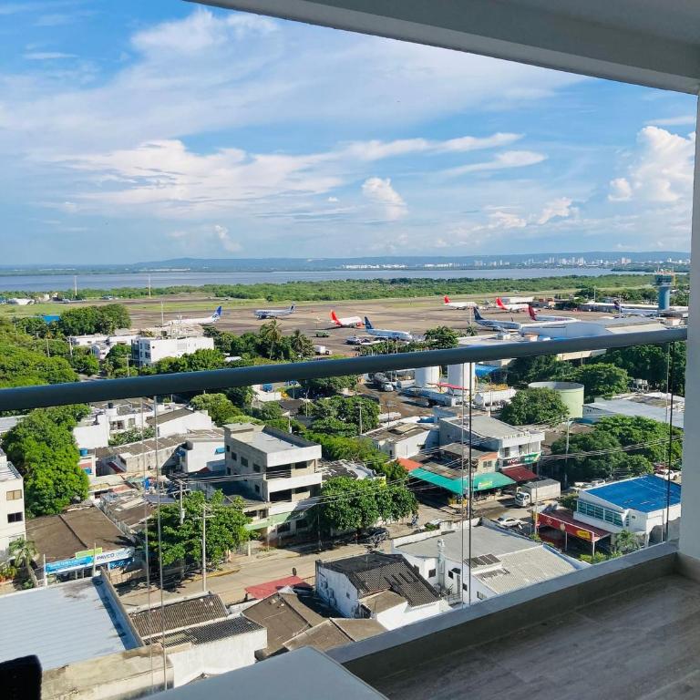 CB1241 Crespo Suite Frente Aeropuerto Vista-Lago - Suite con cama grande - 21