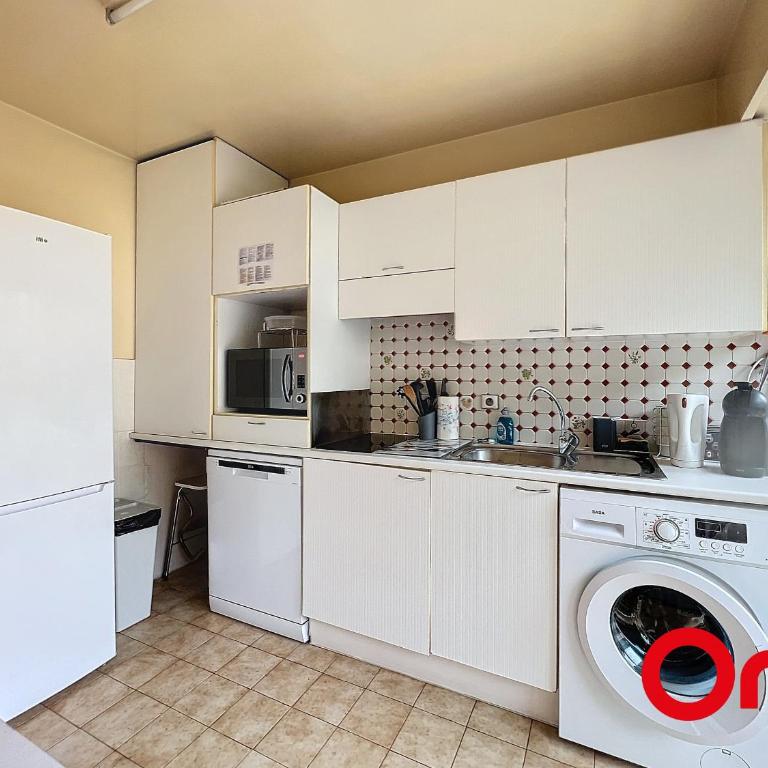 Spacieux 2 pièces avec piscine, terrasse et parking, proche plages et commodités - Menton Garavan - FR-1-647-38 - Apartment - 17