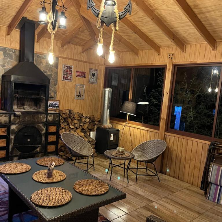 Los queñes Country House - Four-Bedroom House - 36