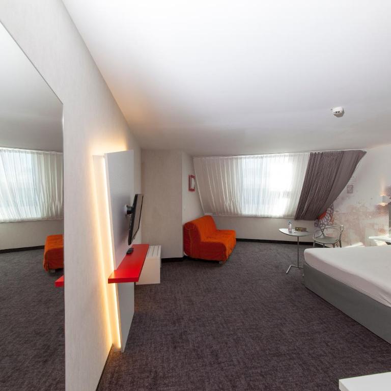ibis Styles Poitiers Centre - Chambre Double Standard avec Canapé-Lit - 3
