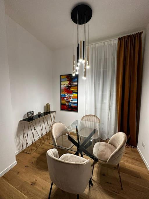 CURATO COLLECTION APARTMENTS - Deluxe Apartment - 9