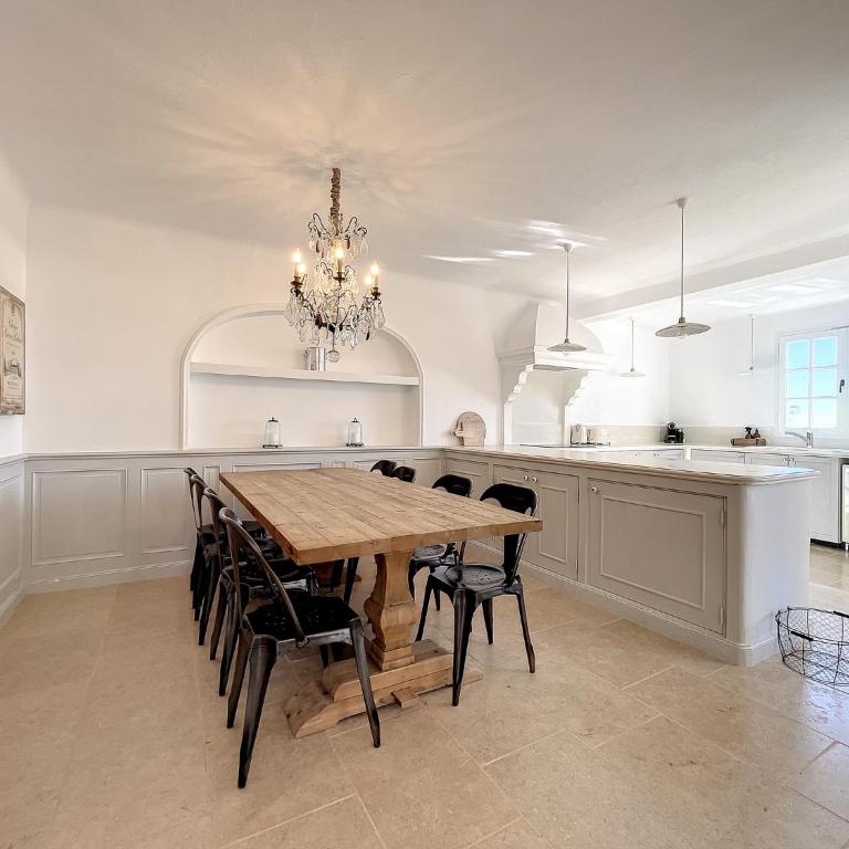 Charming villa with pool, ideal family holiday - Villa - 26