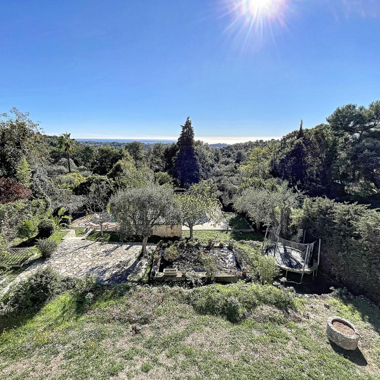 Charming villa with pool, ideal family holiday - Villa - 42
