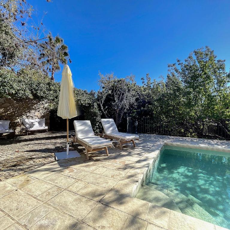 Charming villa with pool, ideal family holiday - Villa - 44