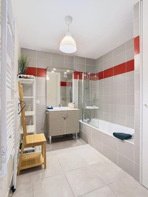 Le 56, 2 chambres, terrasse, Voiron - Appartamento con 2 Camere da Letto - 32