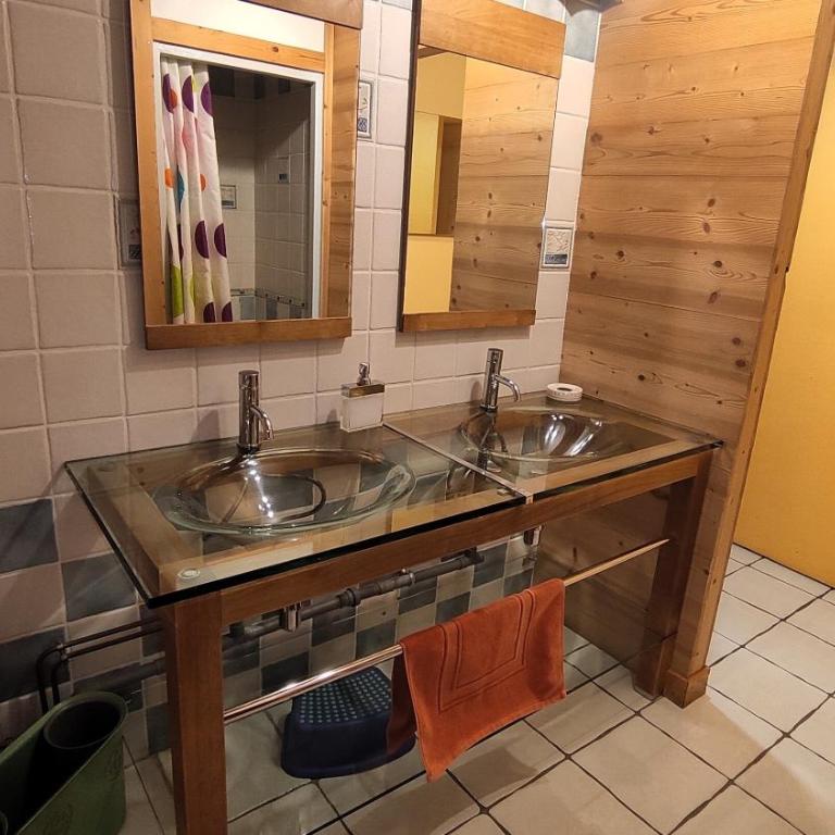 La Grange Aux Loups - Chambre Familiale avec Salle de Bains Privative - 6