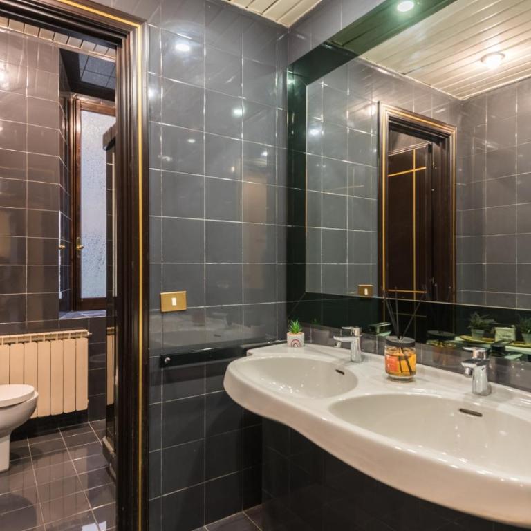 Trastevere suites Luxury Garden Retreat - Appartamento Standard con 3 Camere da Letto - 24