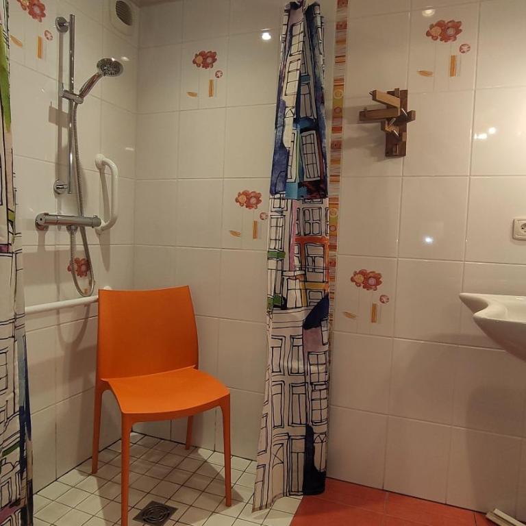 La Grange Aux Loups - Chambre Double ou Lits Jumeaux avec Salle de Bains Privative - 1