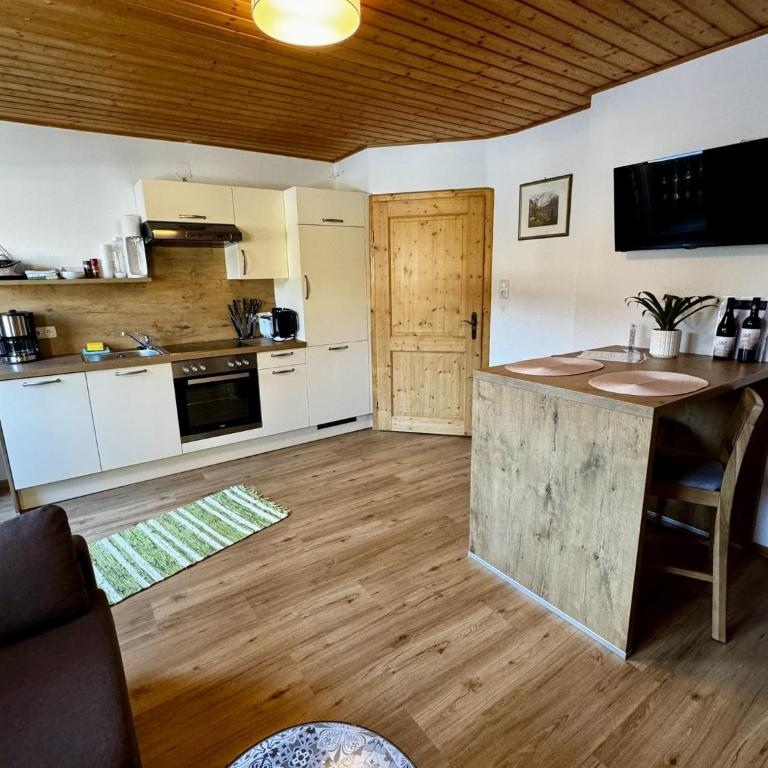 Helis Holiday Suites Altaussee - Appartement avec Vue et Balcon - 8