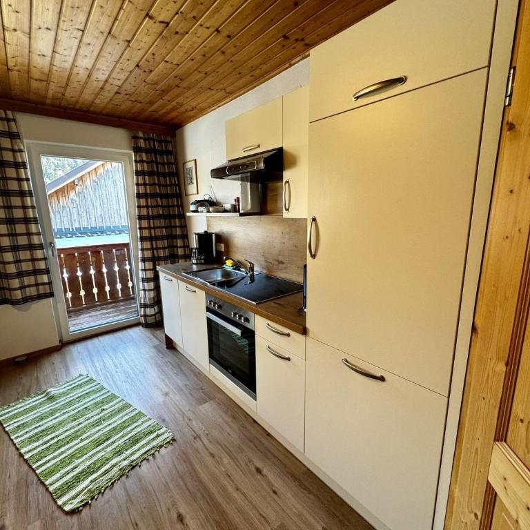 Helis Holiday Suites Altaussee - Appartement avec Vue et Balcon - 4