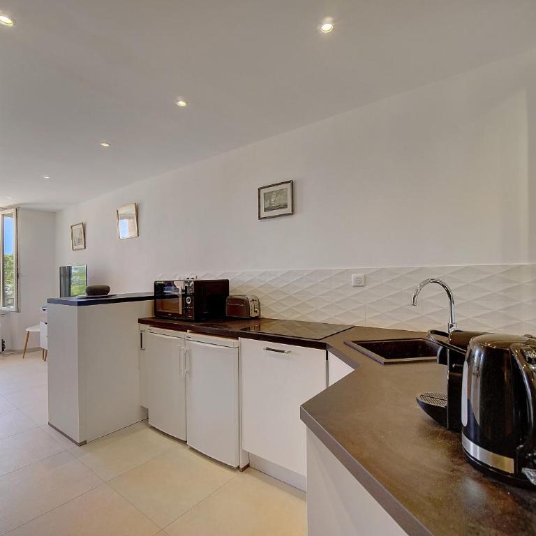 Chic 2 chambres vue PORT, FELIX FAURE-COEUR DE CANNES A2B218 - Apartamento de 2 dormitorios - 2