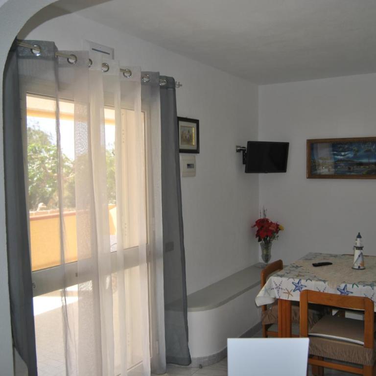 La Pergola Apartments - Two-Bedroom Townhouse - 10