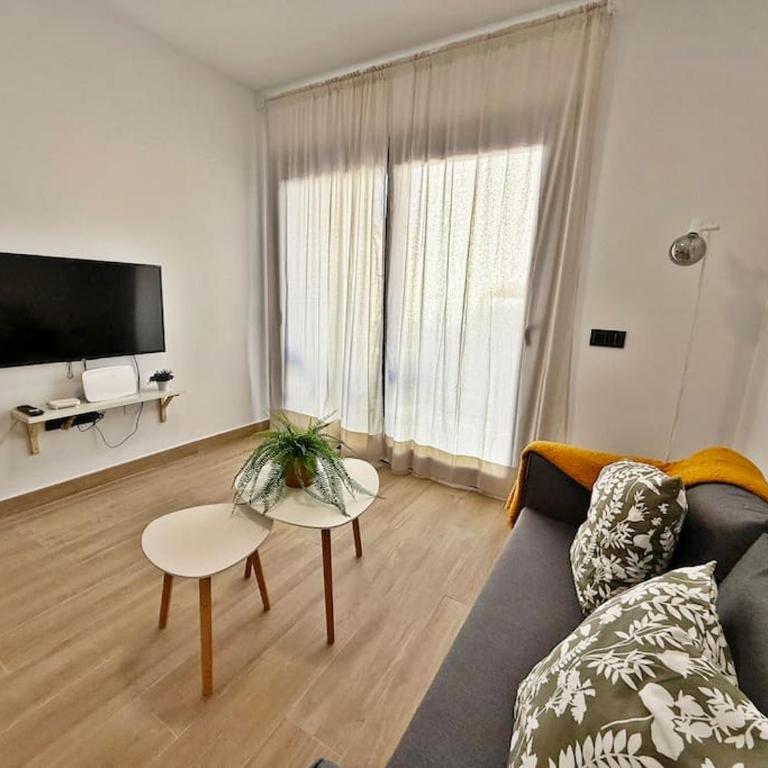 Nuevo y céntrico apartamento de playa - Two-Bedroom Apartment - 14