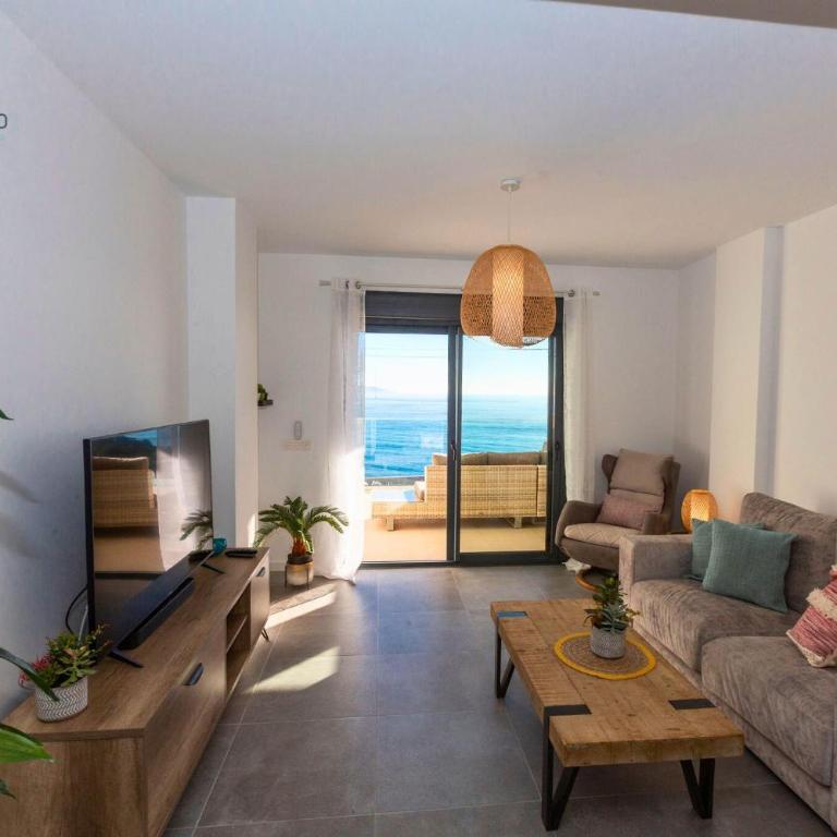 Sky Marina Luxury - Two-Bedroom Apartment - 13