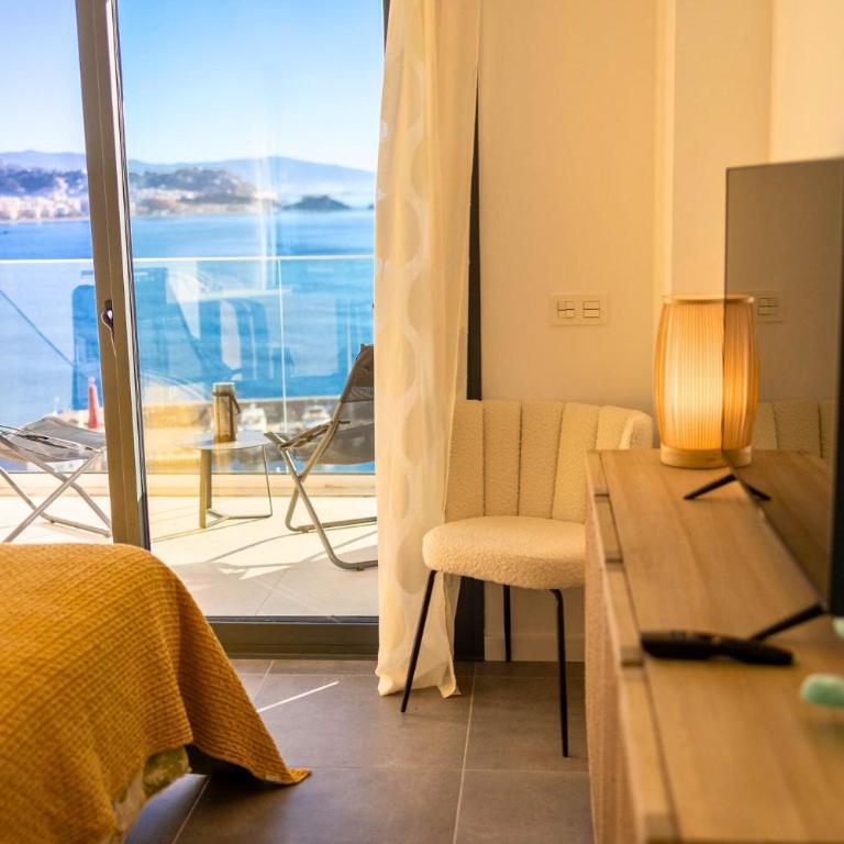 Sky Marina Luxury - Two-Bedroom Apartment - 15