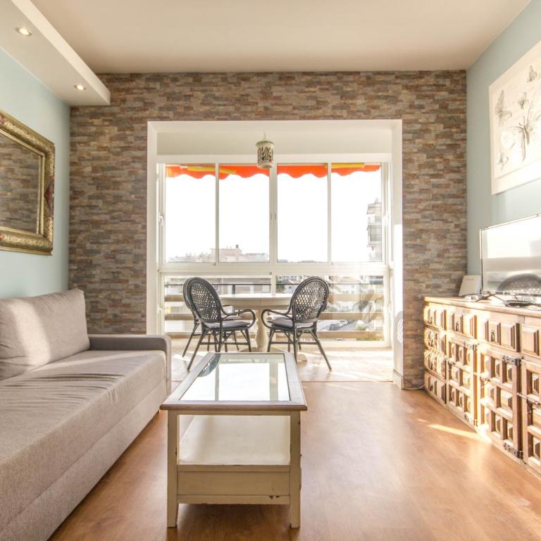 Sol Montemar 50 by IVI Real Estate - Apartment - 3