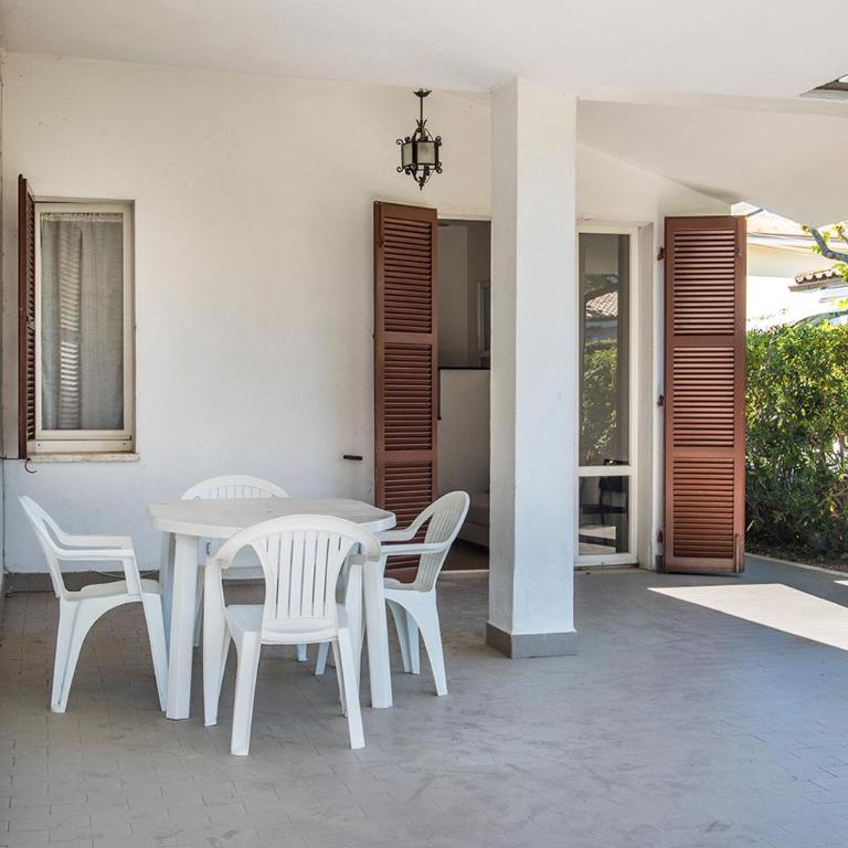 M051 - Marcelli, villetta con giardino vicino al mare - Appartamento con 3 Camere da Letto - 4