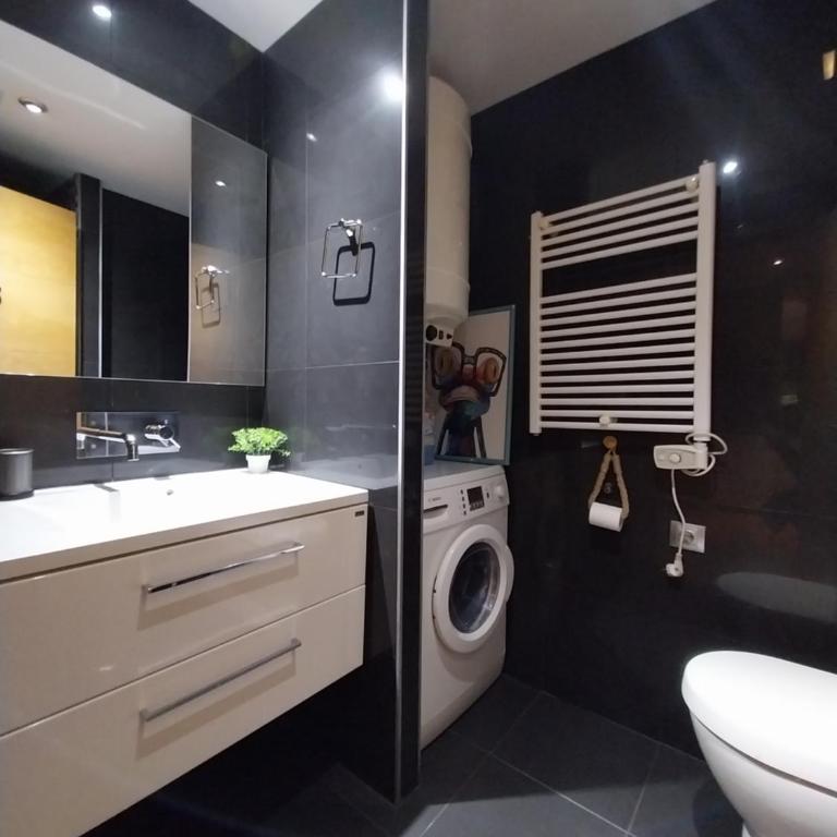 Pleno centro, 5 minutos Casco Vello, 400 metros estación AVE - Apartamento de 1 dormitorio - 22