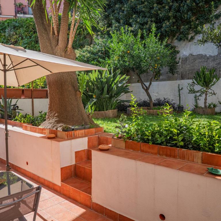 Atenasio Garden Suite con giardino privato e parcheggio a Taormina Relax e Privacy - One-Bedroom Apartment - 26
