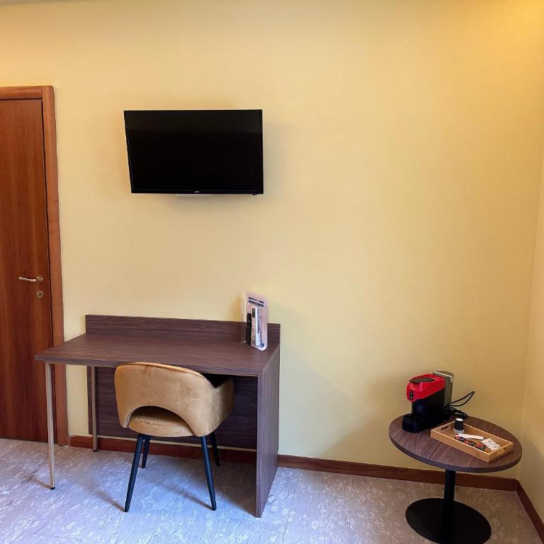 CconfortHotels Murat Garden - Camera Queen Deluxe - 6
