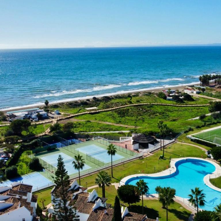 Lunamar beachfront with swimming pool, football, tennis, paddle and basketball courts - EaW Homes - Two-Bedroom Apartment - 1