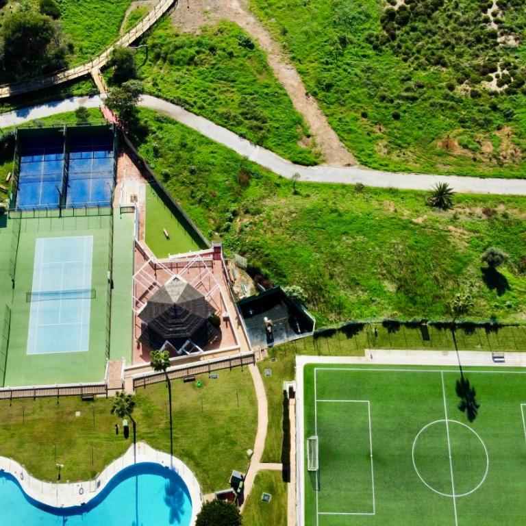Lunamar beachfront with swimming pool, football, tennis, paddle and basketball courts - EaW Homes - Two-Bedroom Apartment - 24