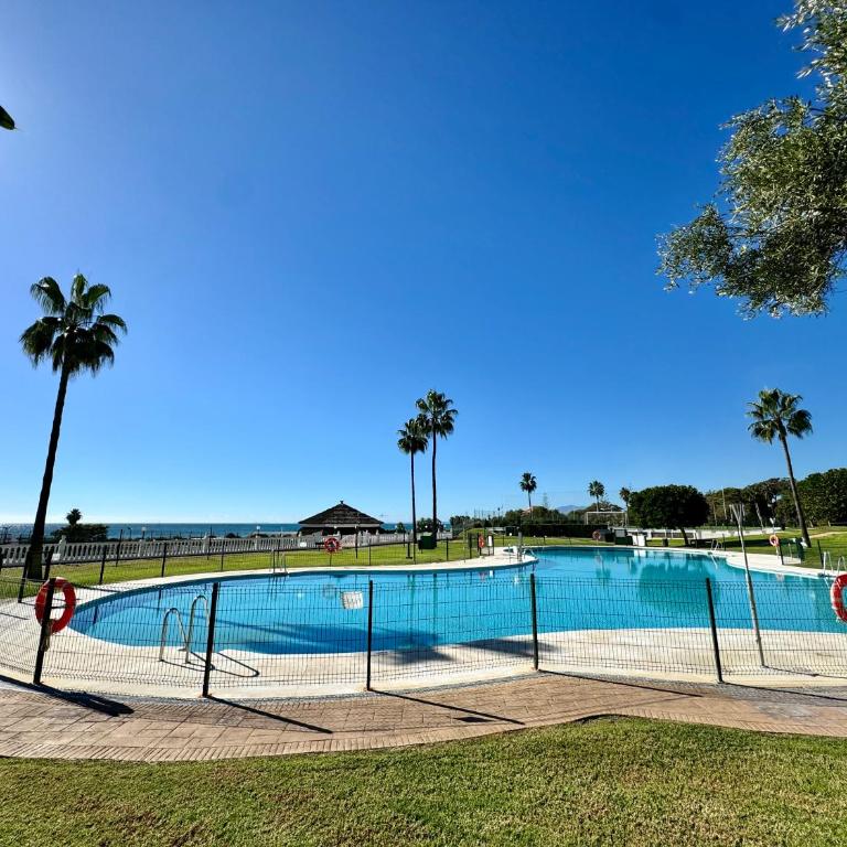 Lunamar beachfront with swimming pool, football, tennis, paddle and basketball courts - EaW Homes - Two-Bedroom Apartment - 22