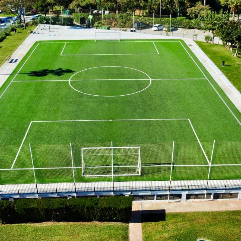 Lunamar beachfront with swimming pool, football, tennis, paddle and basketball courts - EaW Homes - Two-Bedroom Apartment - 21