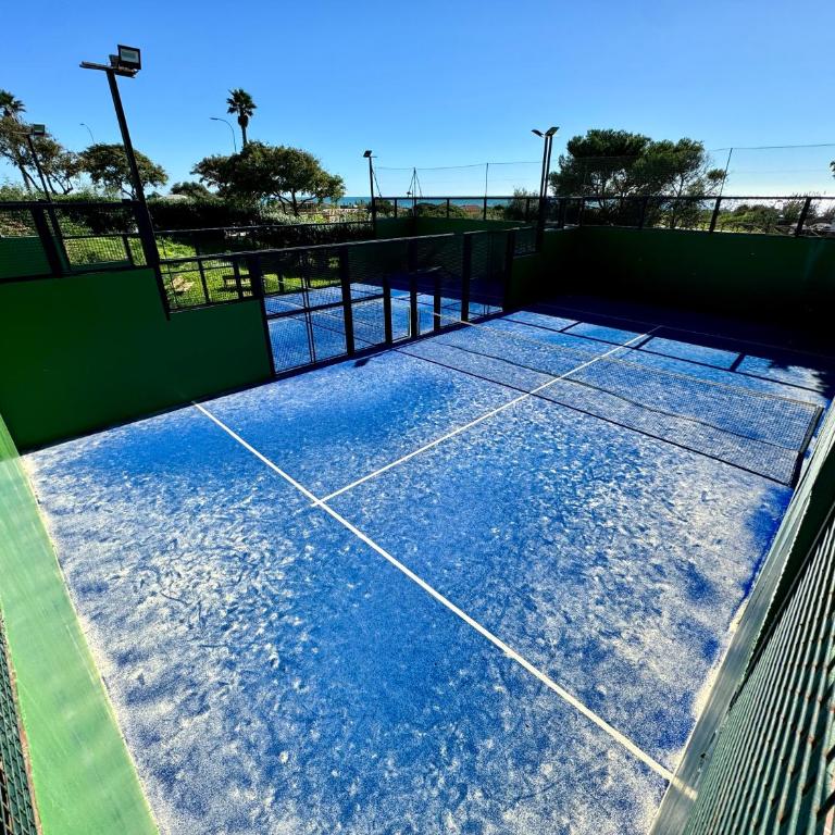 Lunamar beachfront with swimming pool, football, tennis, paddle and basketball courts - EaW Homes - Two-Bedroom Apartment - 26