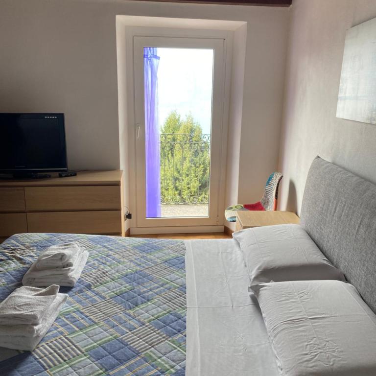 Casa dai nonni - Casa con 2 Camere da Letto - 9