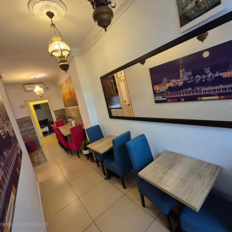 Authentic Belgrade Centre Apartment #5, Four bedrooms, One Full Bathroom, One Toilet - Five-Bedroom Apartment - 4