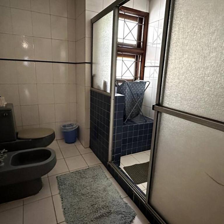 Casa con piscina en Lambaré - Four-Bedroom House - 12